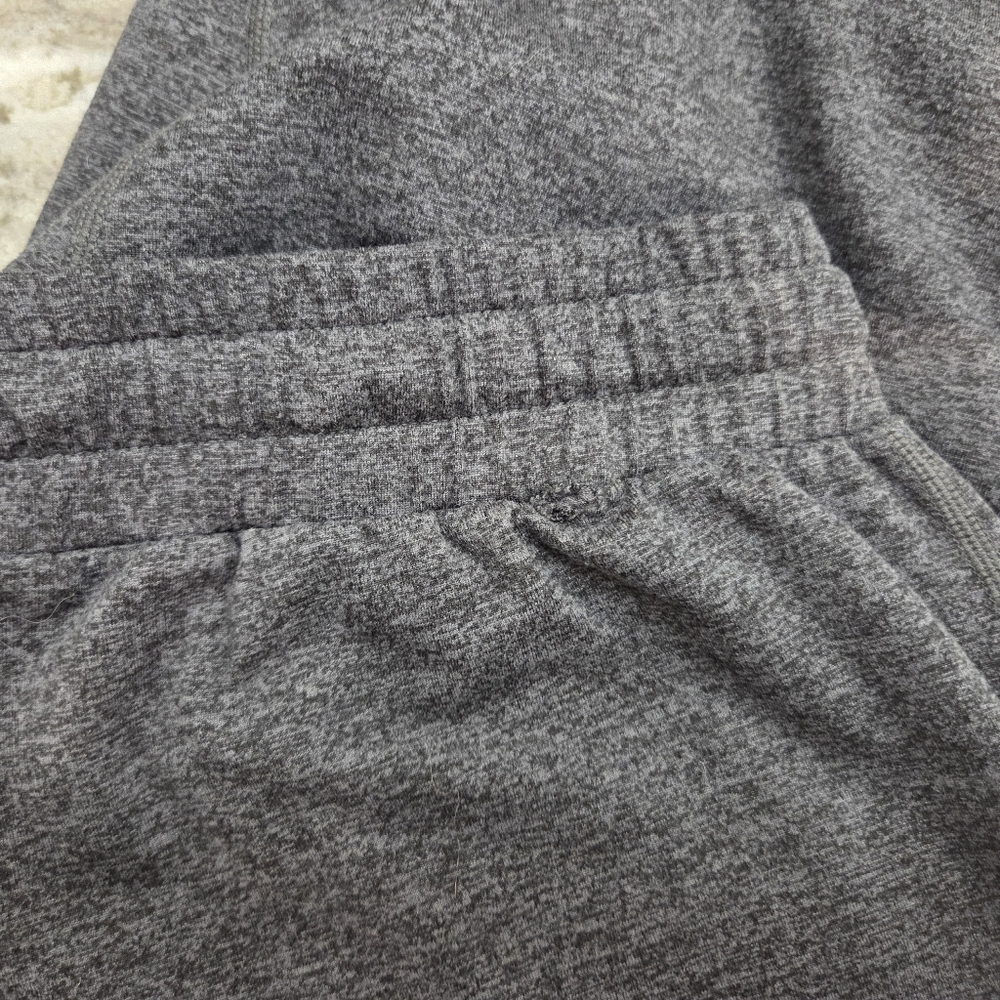 Vuori Performance Dreamknit Jogger Size L in Charcoal Heather - Picture 13 of 15